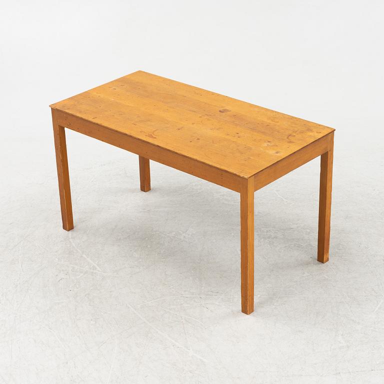 Stig Lönngren, a 1950's pinewood coffee table.