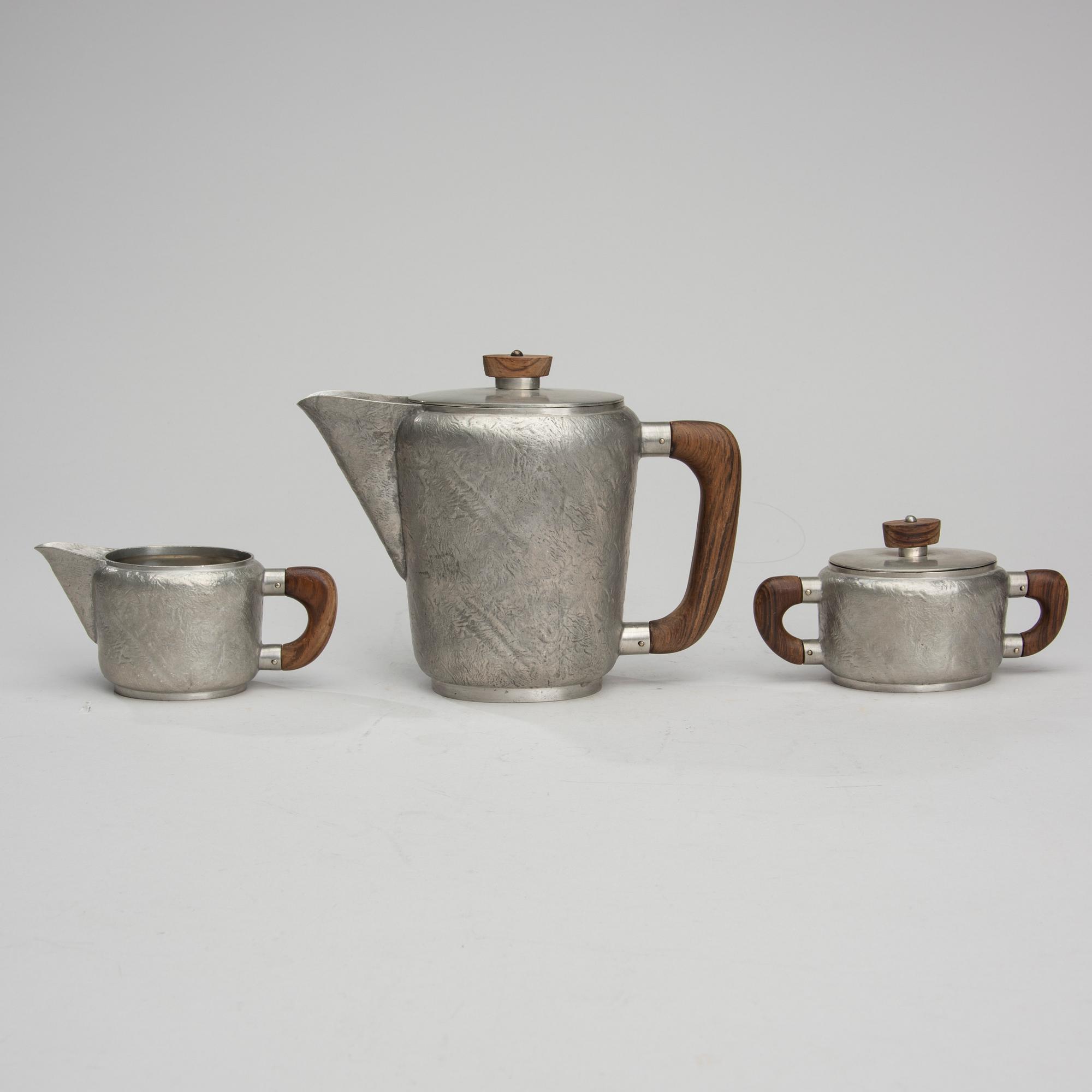 KAFFESERVIS, 3 delar, tenn, V. Lindman, Helsingfors, 1900-talets mitt.