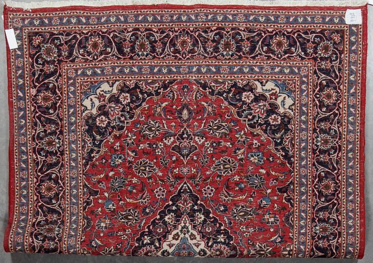 MATTA, Keshan, ca 285x205 cm.