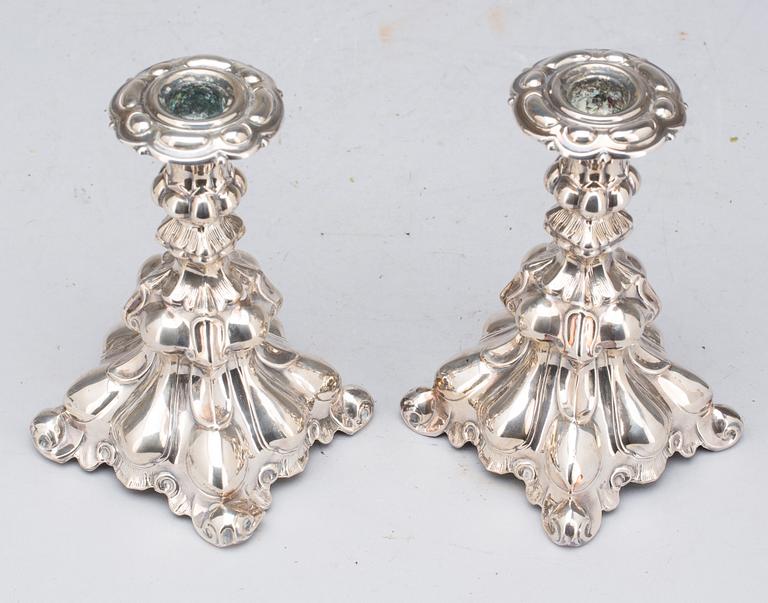 LJUSSTAKAR, silver. 1900-tal.