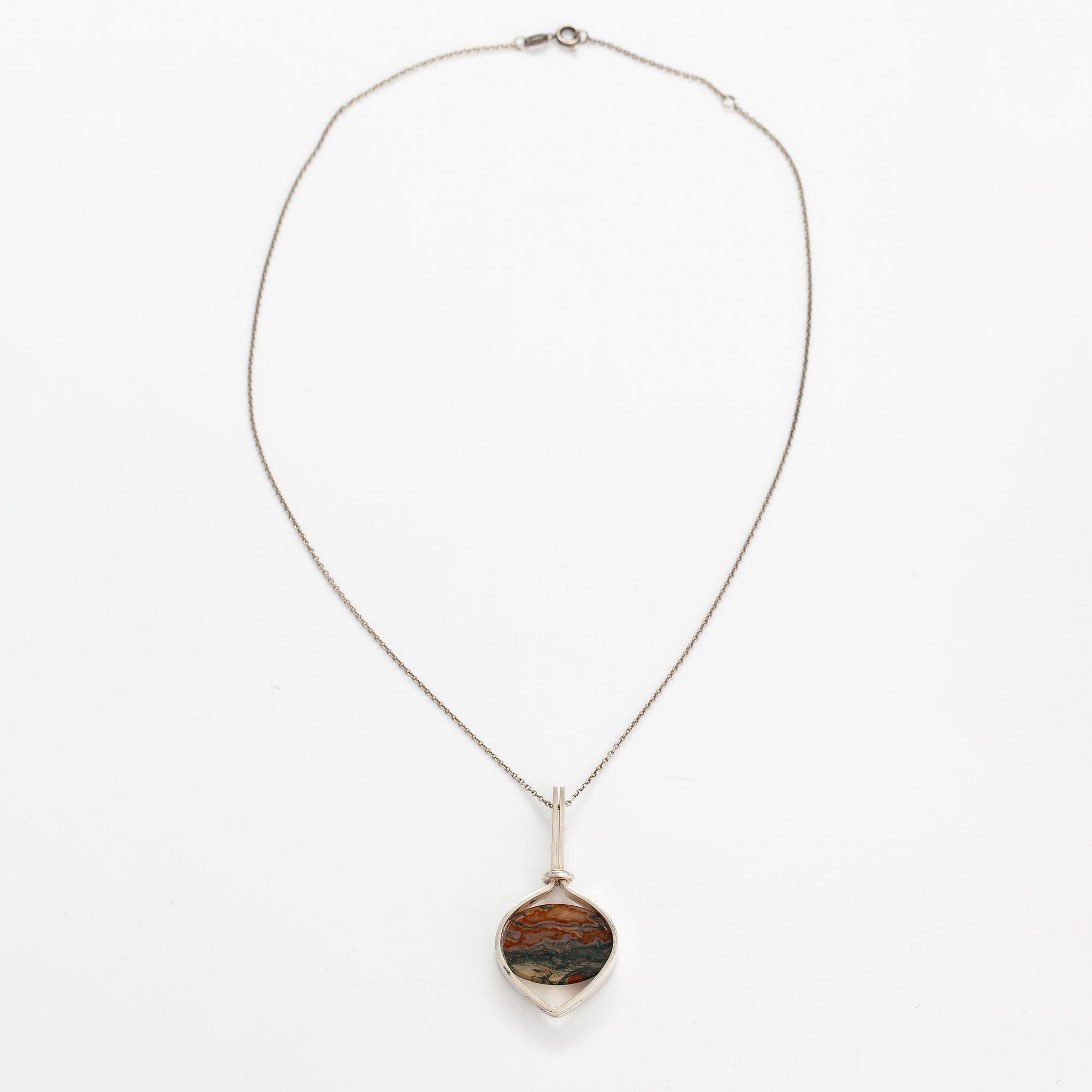 Elis Kauppi, A sterling silver and moss agate necklace. Kupittaan kulta, TUrku 1961.