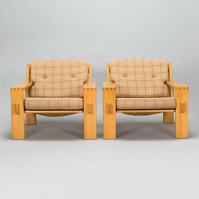 Esko Pajamies, a pair of 1970/80's 'Bonanza' armchairs for Asko.