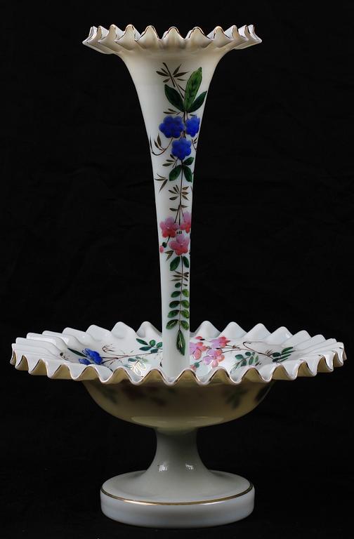 UPPSATSSKÅL MED VAS, flussglas, omkring 1900.