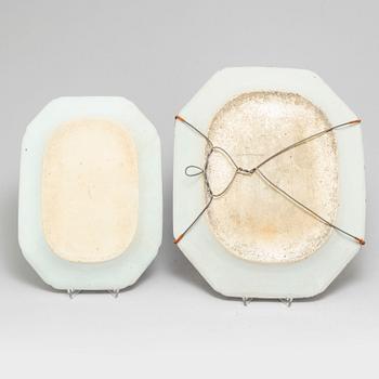 Two blue and white export porcelain serving dishes, Qing dynasty, Qianlong (1736-95).