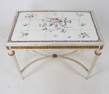 BORD, gustaviansk stil.