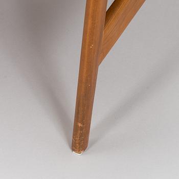 Folke Ohlsson, a pair of armchairs 'USA 75' Dux.