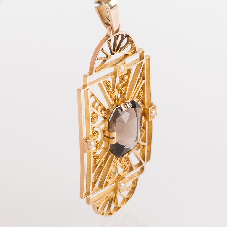 HÄNGE, 18K guld med rökkvarts samt pärlor. Guldvaruaktiebolaget, Malmö, 1930.