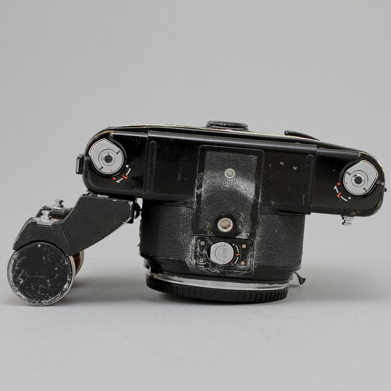 KAMERAHUS, Pentax 67, 1900-talets fjärde kvartal.