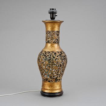 BORDSLAMPA, orientalisk, 1900-tal.