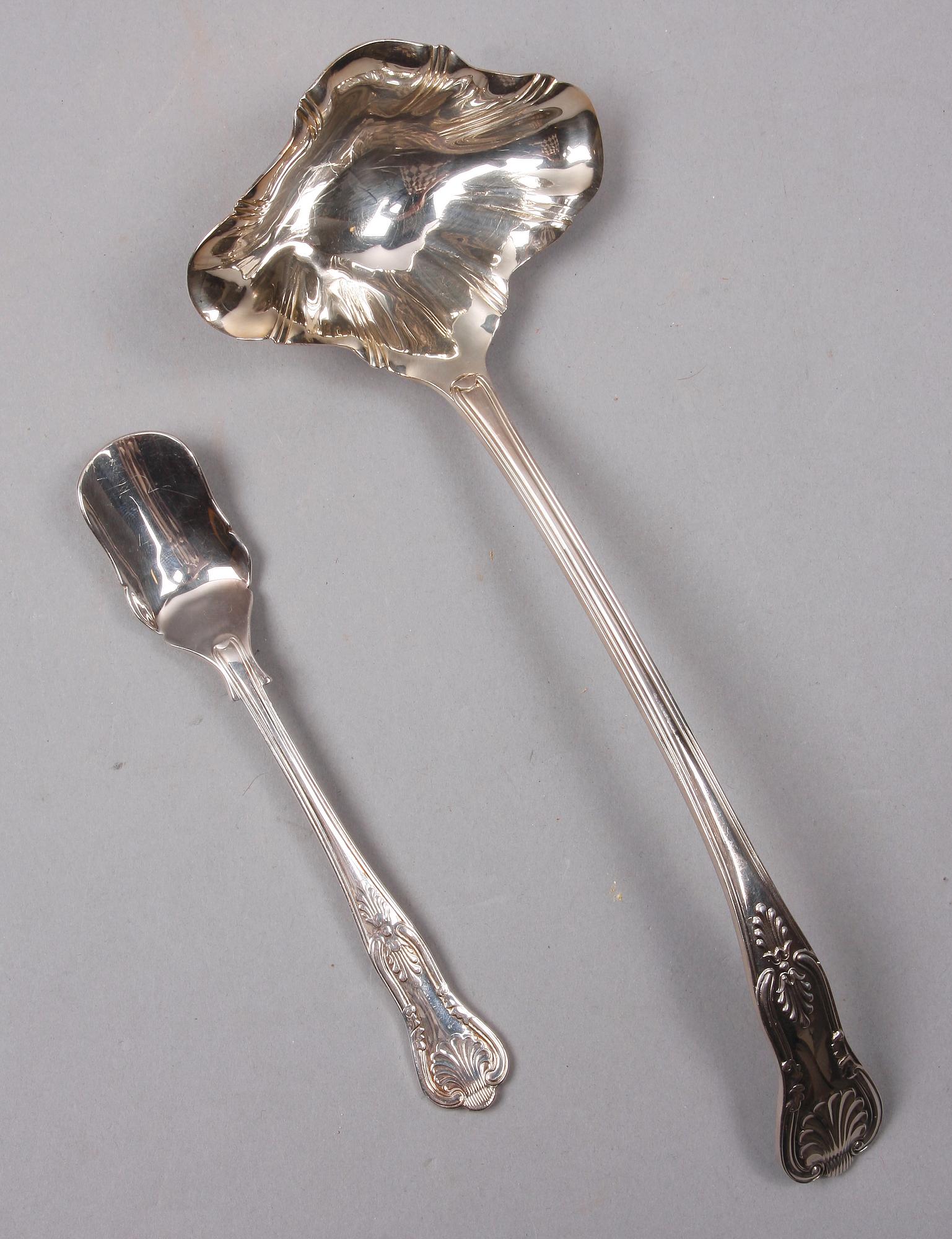 SOPPSLEV samt CHEDDARSKED, pläter, England, 1900-talets första hälft.