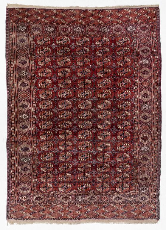 Huvudmatta Tekke Turkmen antik ca 328x232 cm.