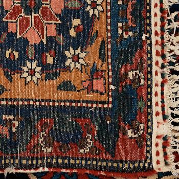 Matto, semi-antique, Chaharmahal/Bakhtiari Province, ca 386, 223,5 cm ( ca 2,5-3,5 cm flat weave at the ends).