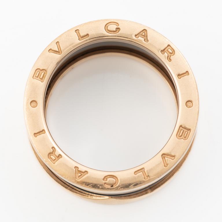 Ring, Bulgari, “B.Zero1”, 18K gold and ceramic.