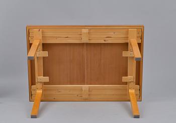 Alvar Aalto, A TABLE, NO 92.