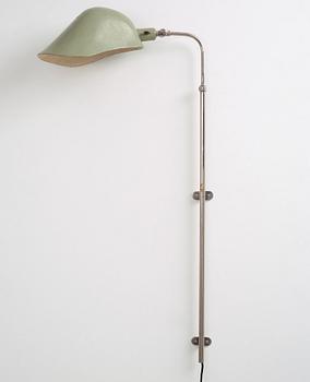 Gunnar Asplund, vägglampa, "Typ 16". Proveniens: Rådhuset i Göteborg 1936. Sannolikt utförd av Arvid Böhlmarks Lampfabrik.