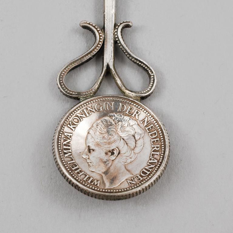 PARTI SILVER, 24 delar, 1900-tal, vikt 600 gram .