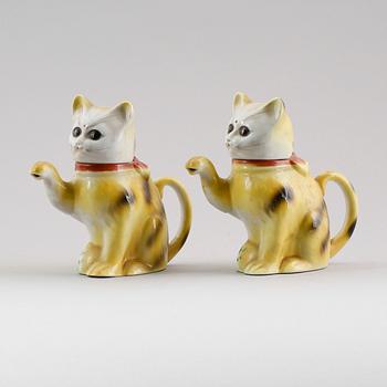 BRINGARE, 1 par, porslin, Kina, 1900-talets första hälft.