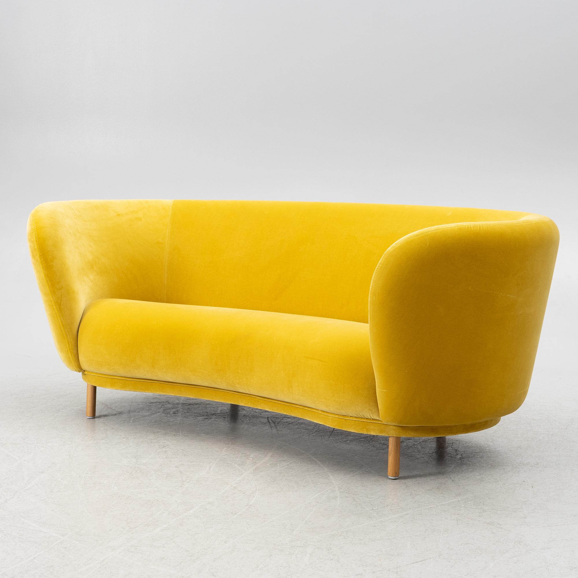 Chris Martin, a 'Dandy' sofa, Massproductions.
