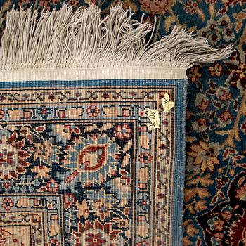 Oriental rug, old, approx. 198x136 cm.