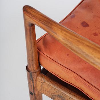 Ib Kofod-Larsen, a pair of rosewood "Samsö" armchairs, Olof Persons Fåtöljindustri (OPE), Jönköping, 1960s.