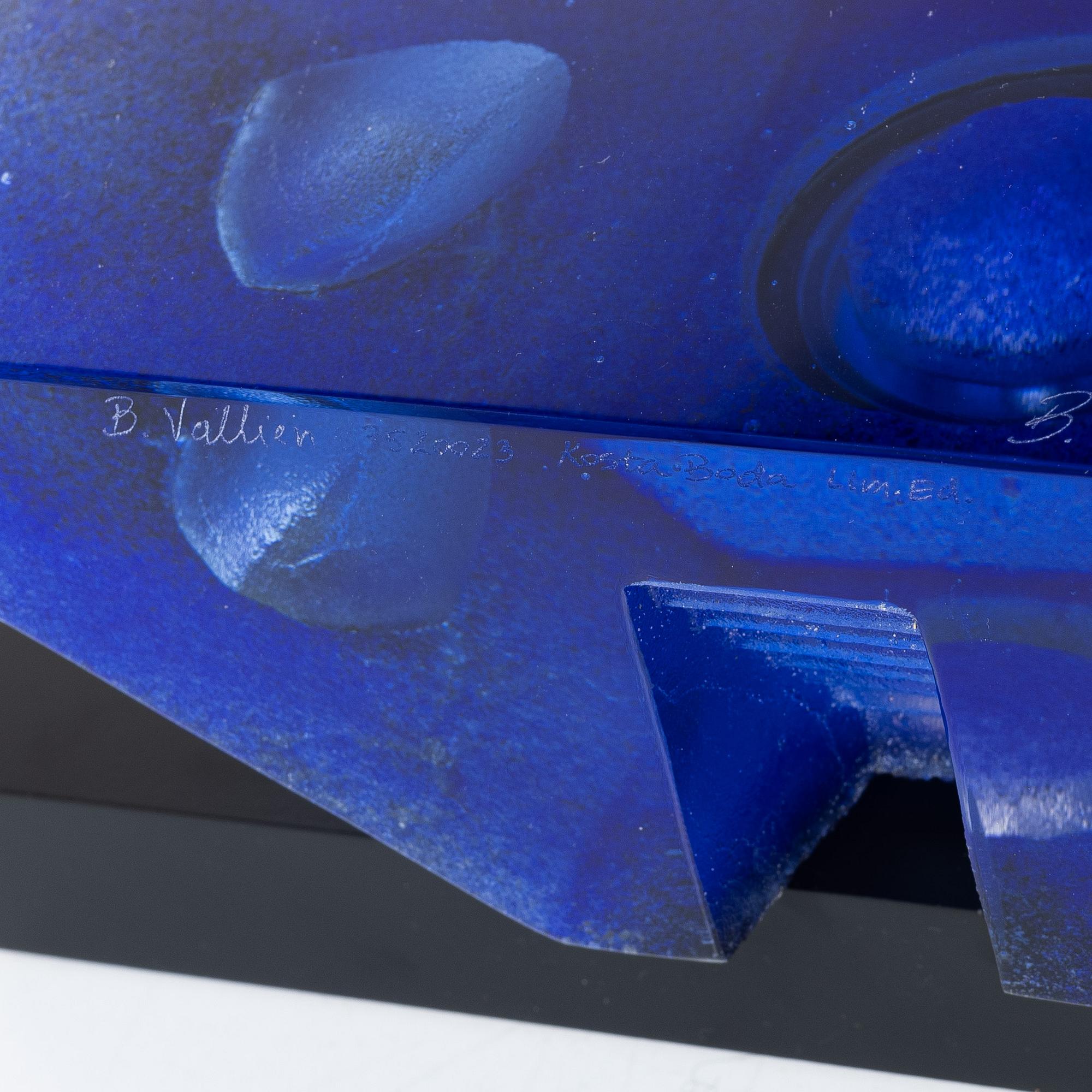 Bertil Vallien, a limited edition glass sculpture Kosta Boda, Sweden, signed.