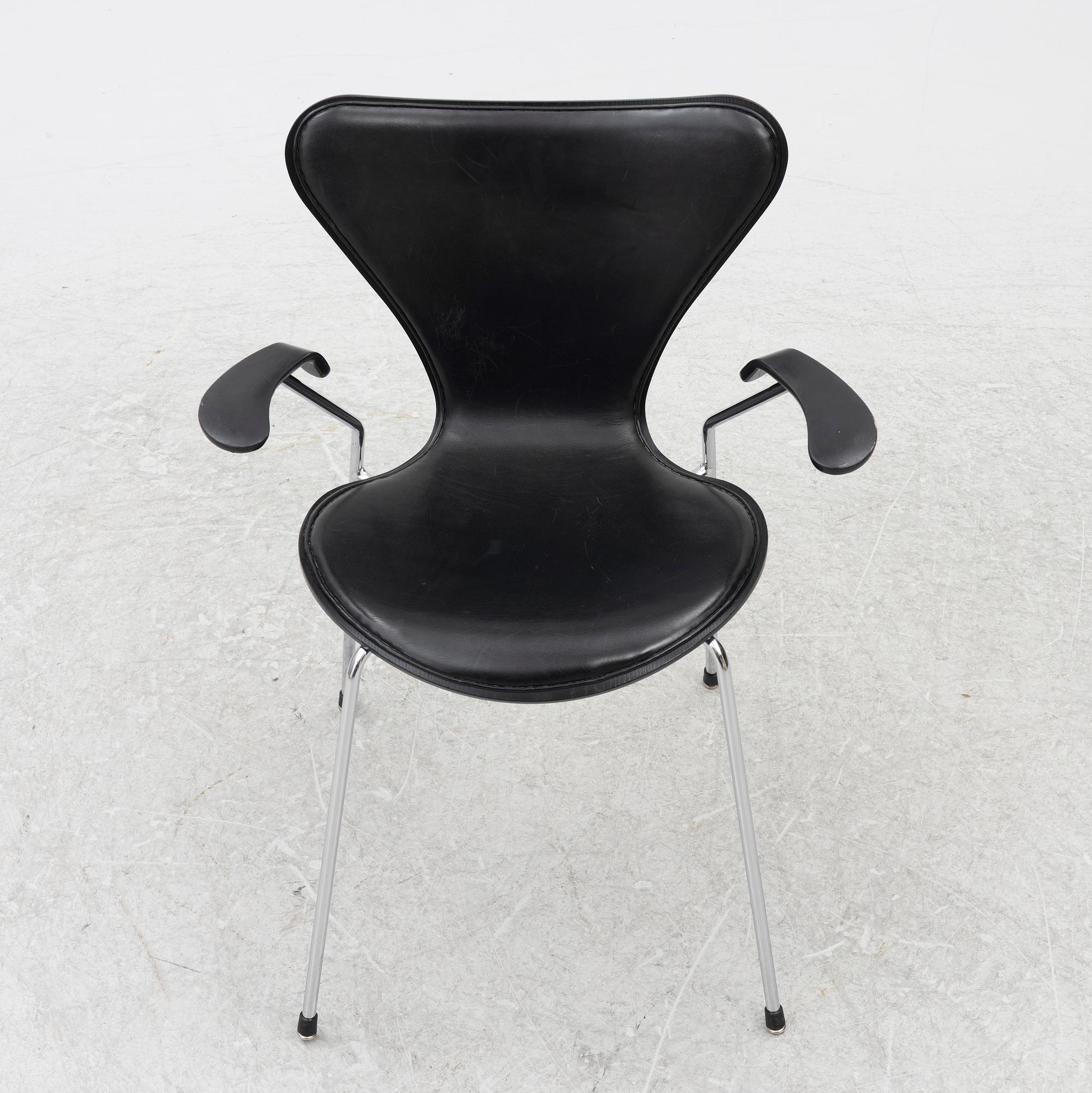 Arne Jacobsen, Armchairs, 4 pcs, "The Seven", Fritz Hansen, Denmark, 2006.