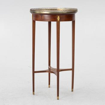 Bord, omkring år 1900, Gustaviansk stil.