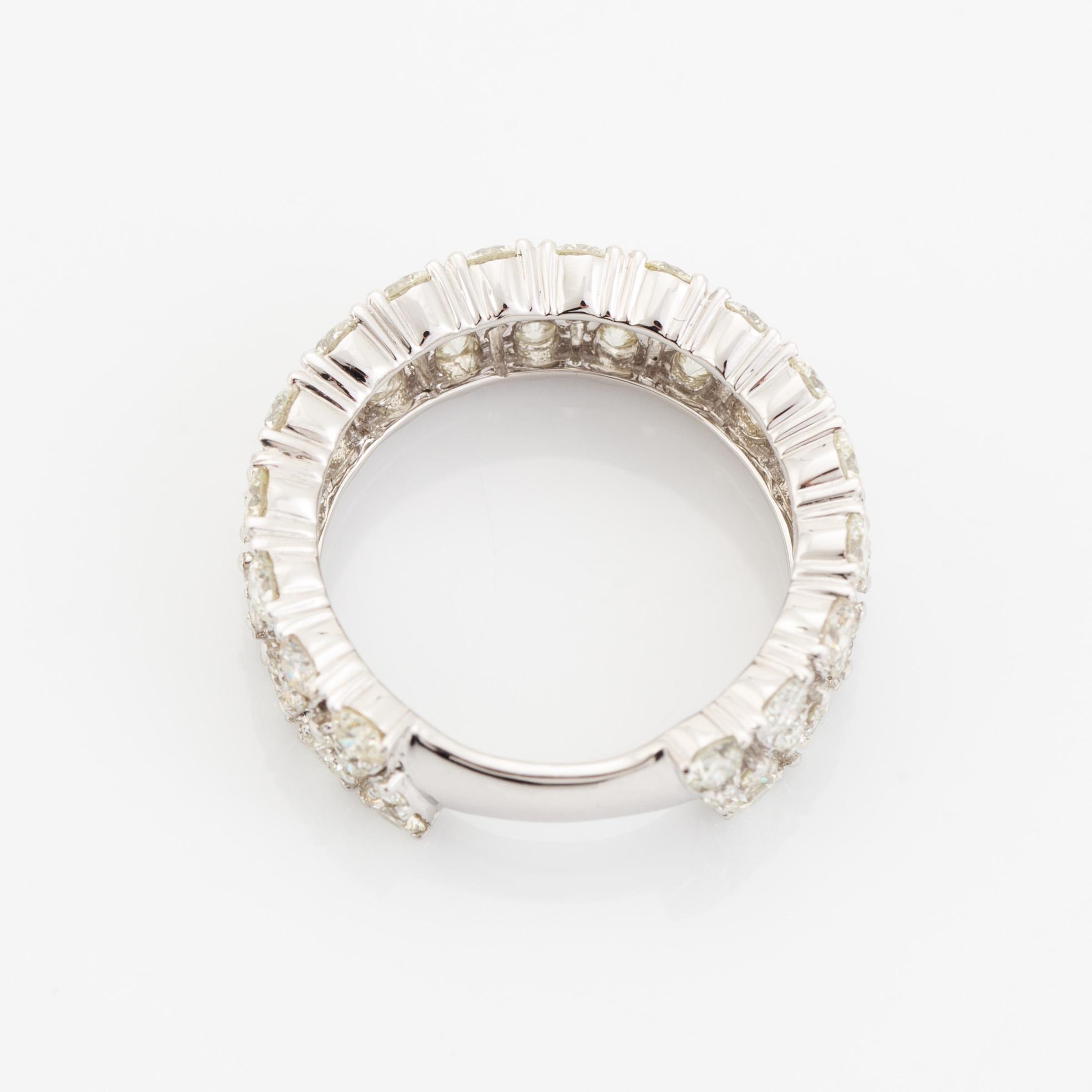 Brilliant cut diamond.