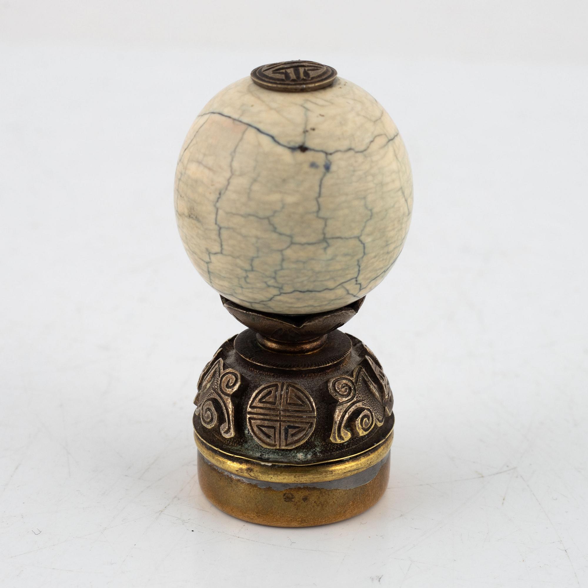 A Chinese hat finial / mandarin insignia, late Qing dynasty, 19th century.
