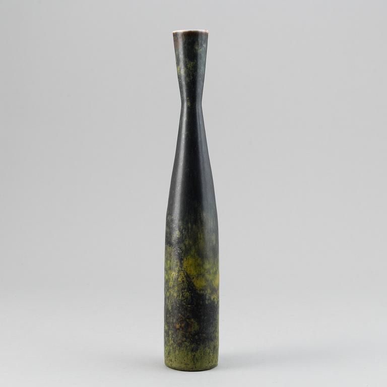 CARL-HARRY STÅLHANE, a stoneware vase, Rörstrand 1950-60's.