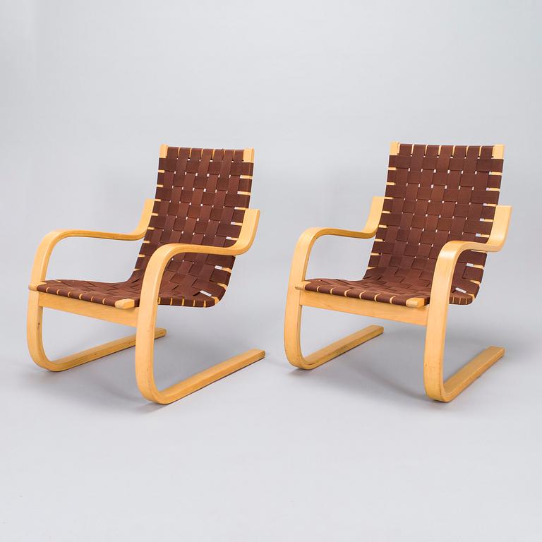 Alvar Aalto, a pair of late 1900s '406' armchairs for Artek.