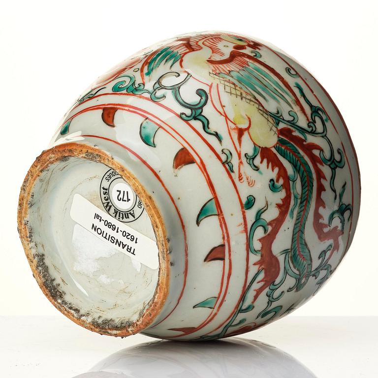 A wucai decorated phoenix jar, Transition, 17th century.