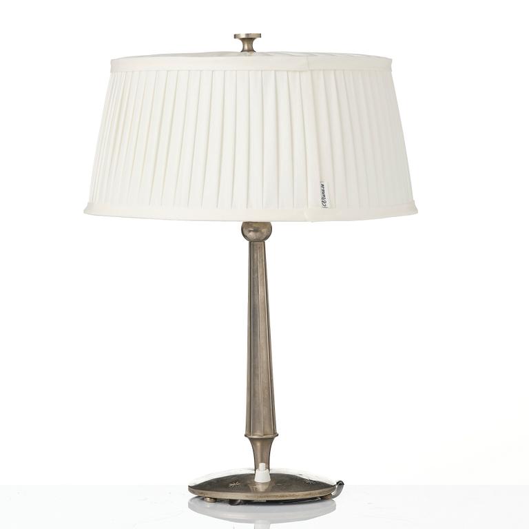 Harald Notini, bordslampa, modell 6932, Arvid Böhlmarks Lampfabrik, Stockholm, 1920-tal.
