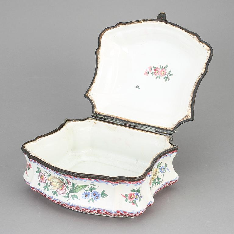 SKRIN, fajans. 1800-talets slut.