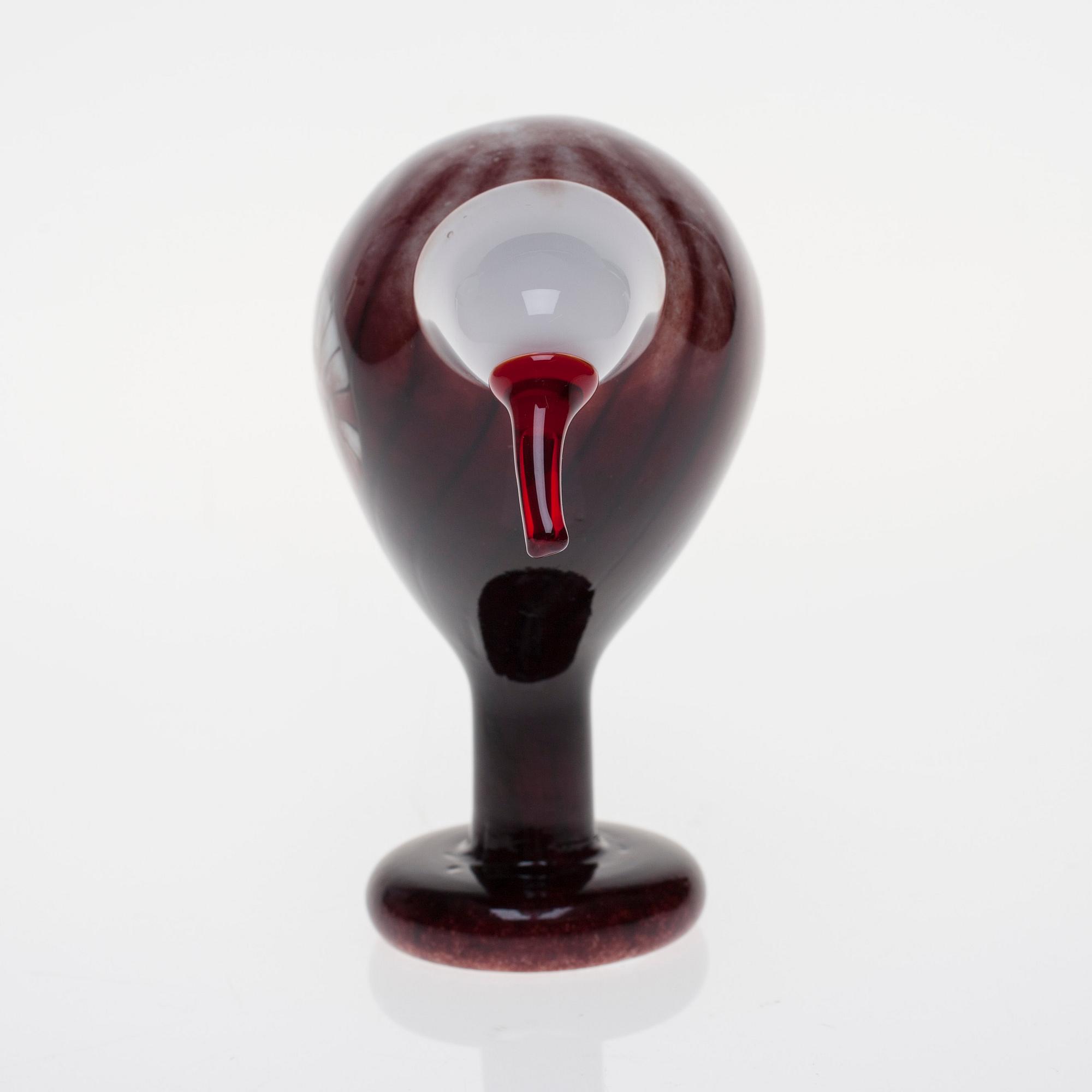FIGURIN, glas, signerad O. Toikka, Nuutajärvi 2010.