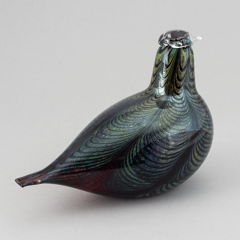 Oiva Toikka, a glass sculpture of a bird, Nuutajärvi, Iittala, Finland.