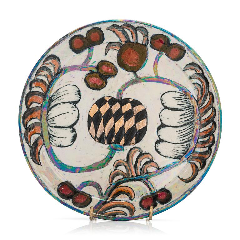 Birger Kaipiainen, a stoneware decorative dish signed Kaipiainen Arabia.