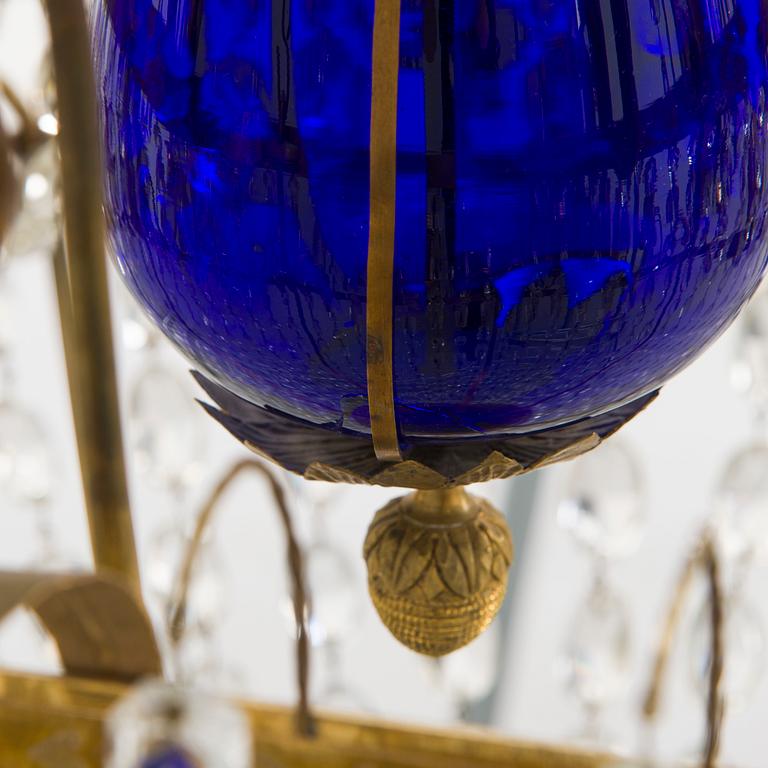 A 19th-century eighteen-candle chandelier from Saint Petersburg.