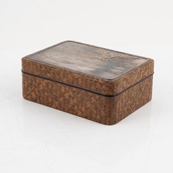 An inlaid wooden box with cover, Japan, Taisho period, signed.