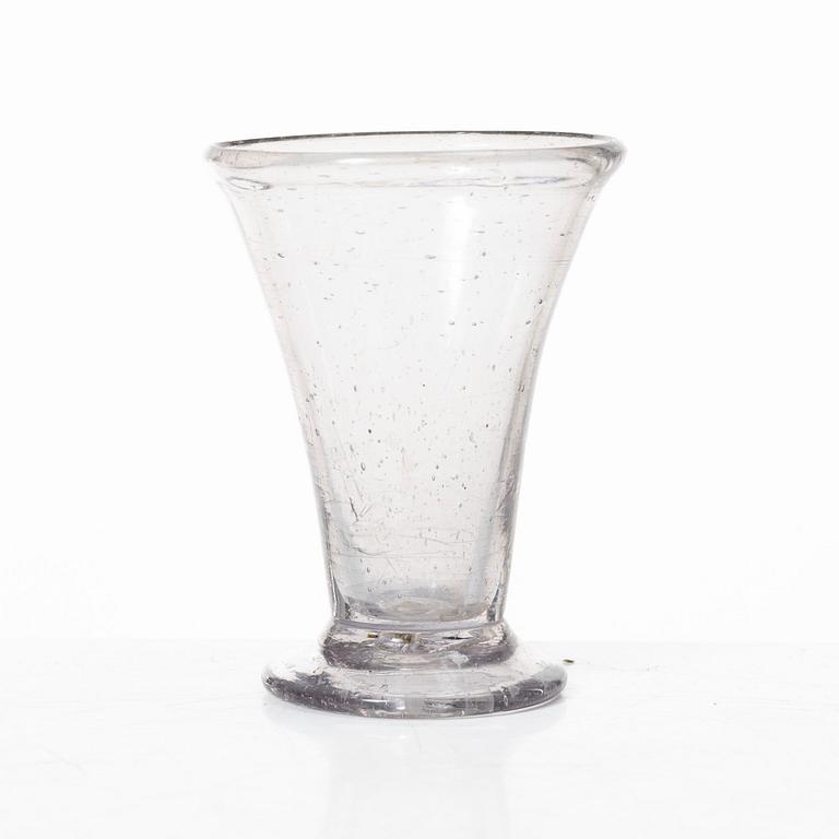A miniature cup, 18th century.