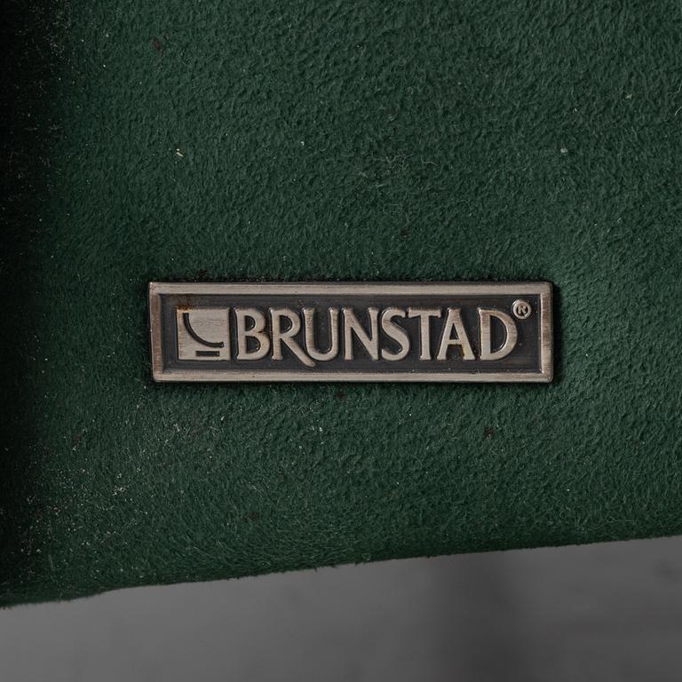 Fåtöjer, ett par, Brunstad, Norge, 1900-talets slut/tidigt 2000-tal.