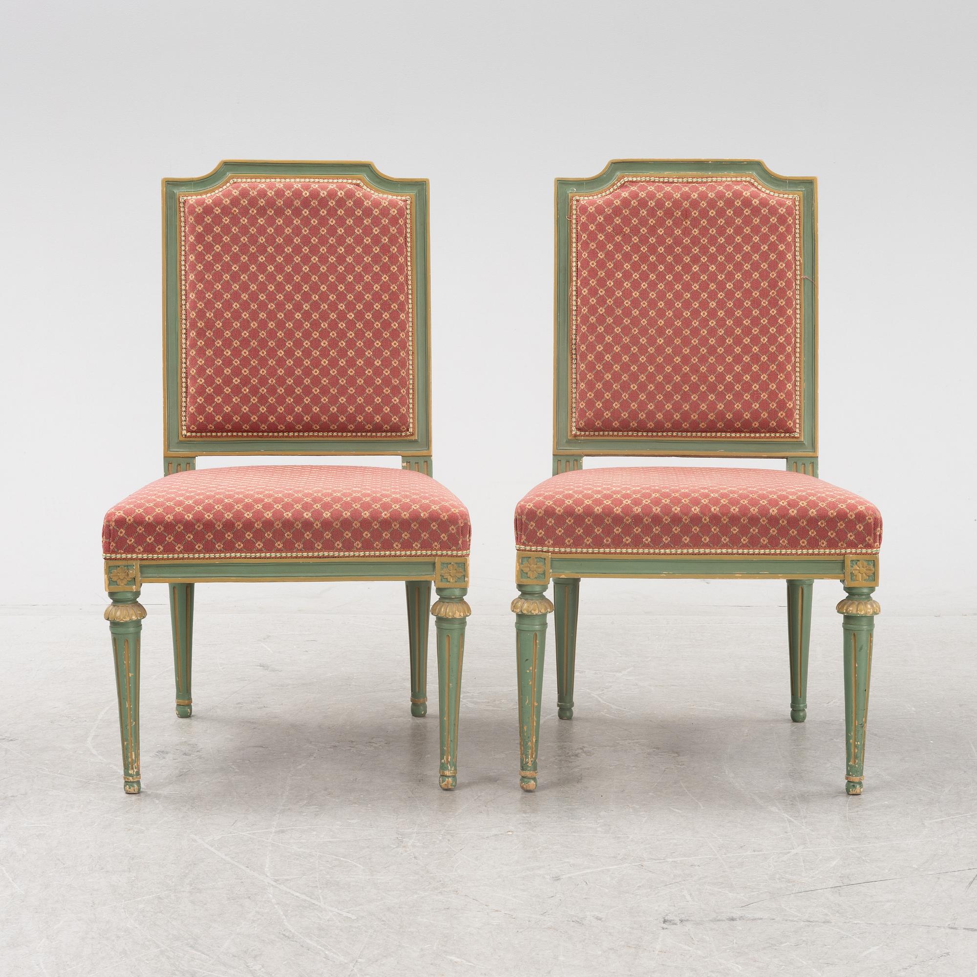 A pair of Gustavian-style chairs, 19th/20th Century.