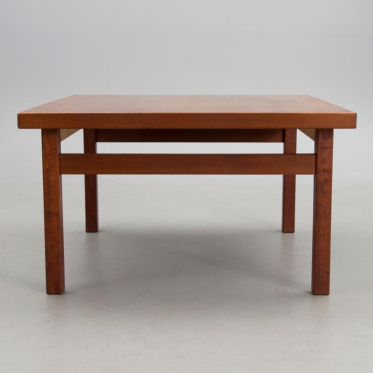 A 1960s 'Tom' coffee table for  HMN Huonekalu Mikko Nupponen, Lahti, Finland.