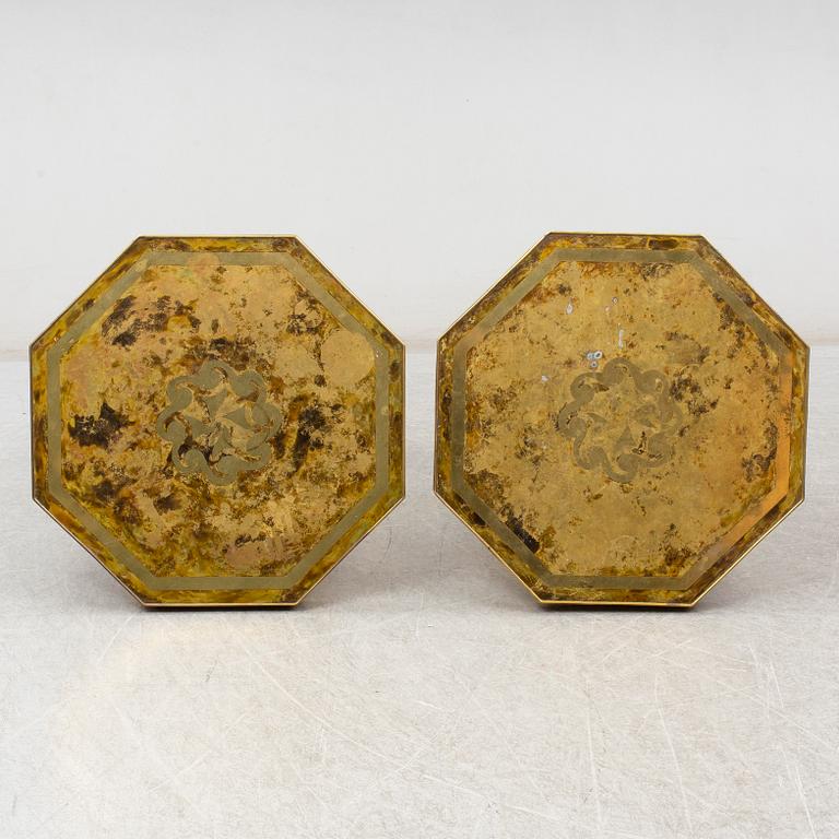 A pair of coffee tables, late 20th century.