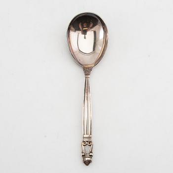 Johan Rohde, serving spoon "Konge/Achorn" sterling silver for Georg Jensen after 1945.