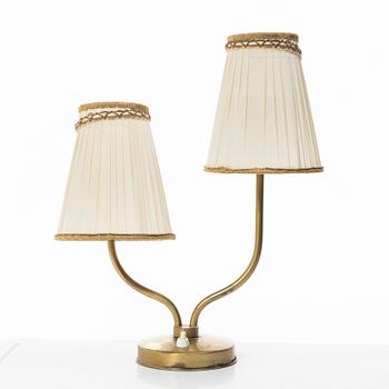 Bordslampa, Ystad metall, 1940-tal.