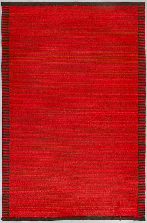 Kirsti Ilvessalo,  Mid-20th century flat weave carpet for Aaltosen Mattokutomo Kiikka Finland. Circa 300 x 200 cm.