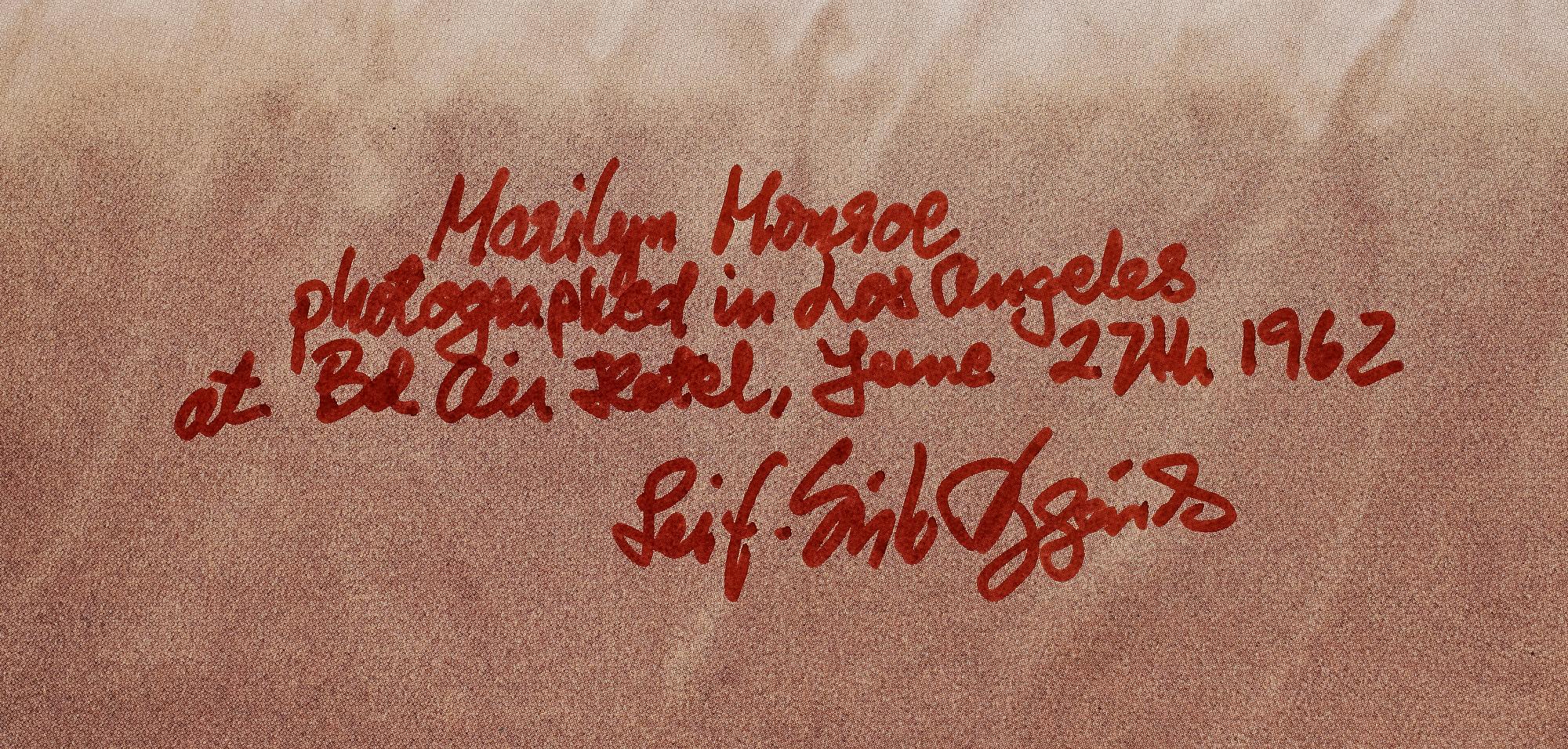 LEIF ERIK NYGÅRDS, offsettryck, sign. "Marilyn Monroe photographed in Los Angeles at Bel Air Hotel, june 27th 1962".