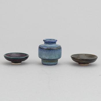 Carl-Harry Stålhane, a set of three stoneware jugs, two vases and five bowls, Rörstrand och Designhuset.