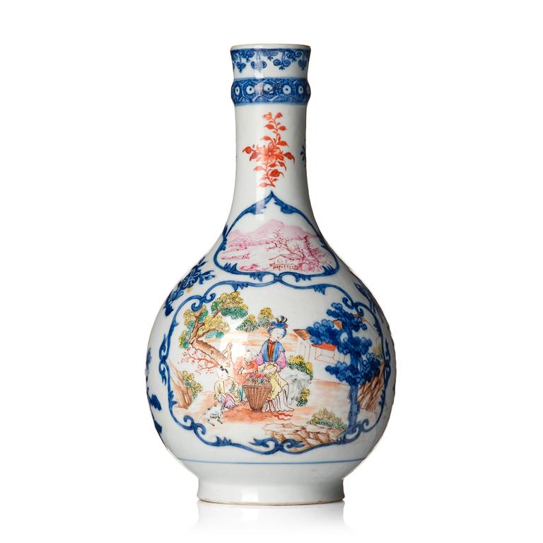 A blue and white famille rose bottle vase, Qing dynasty, Qianlong (1736-95).